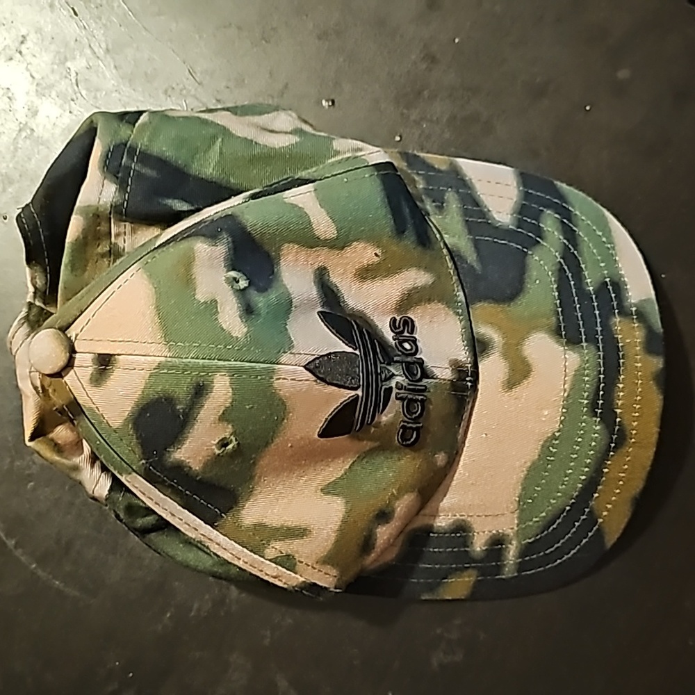 Adidas men  hat